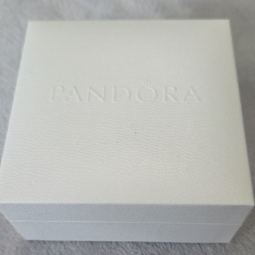 Pandora White Jewelry Box Storage For BRACELET